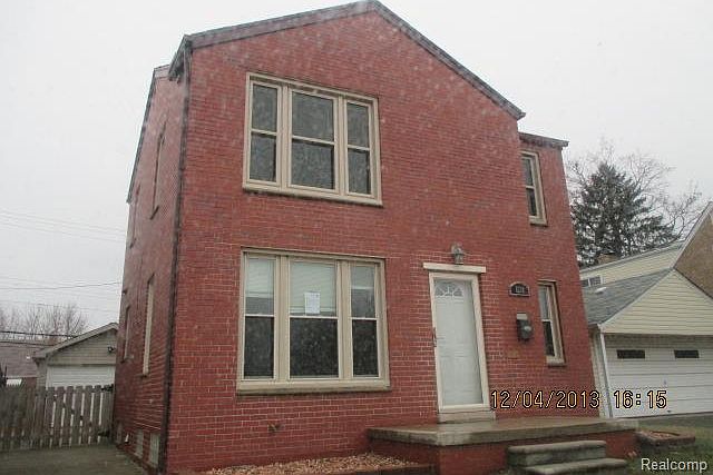 1st image of 1539 Riverbank St