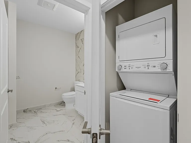 Washer/Dryer