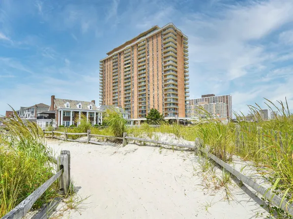 4800 Boardwalk APT 205, Ventnor, NJ 08406