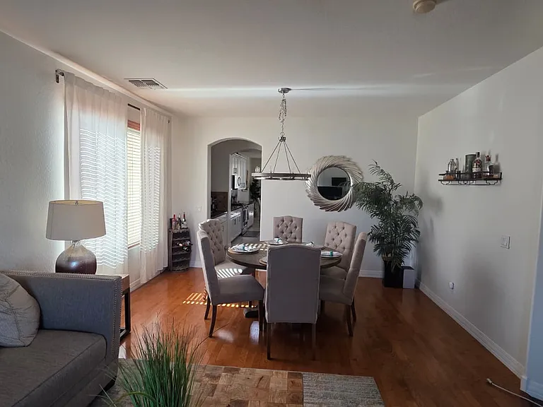 5204 W Pedro Ln — Photo 6