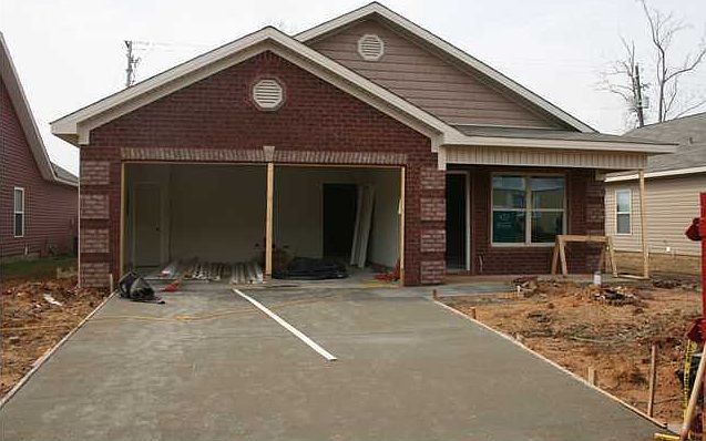 1st image of 6209 Mimosa Gardens Cir