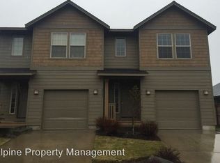 2957 NE Canoe Ct, Bend, OR 97701