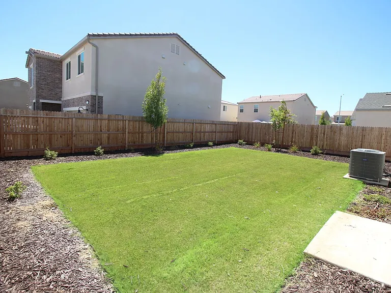 6137 W Ramona Way — Photo 19