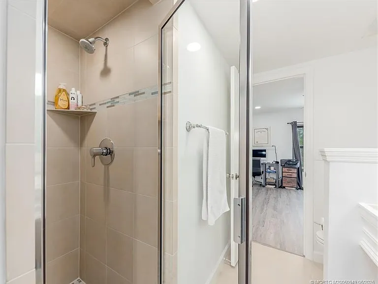 3901 SE Saint Lucie Blvd #44 — Photo 32