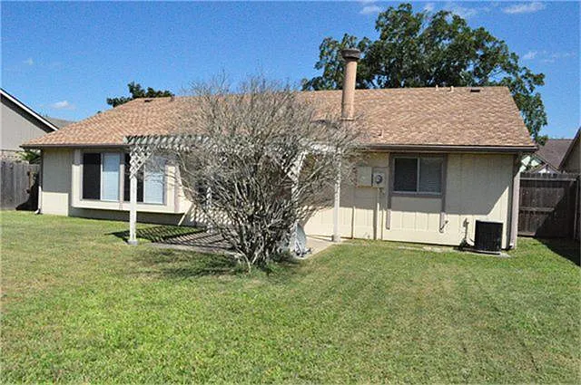 2119 Fountain Dr — Photo 18