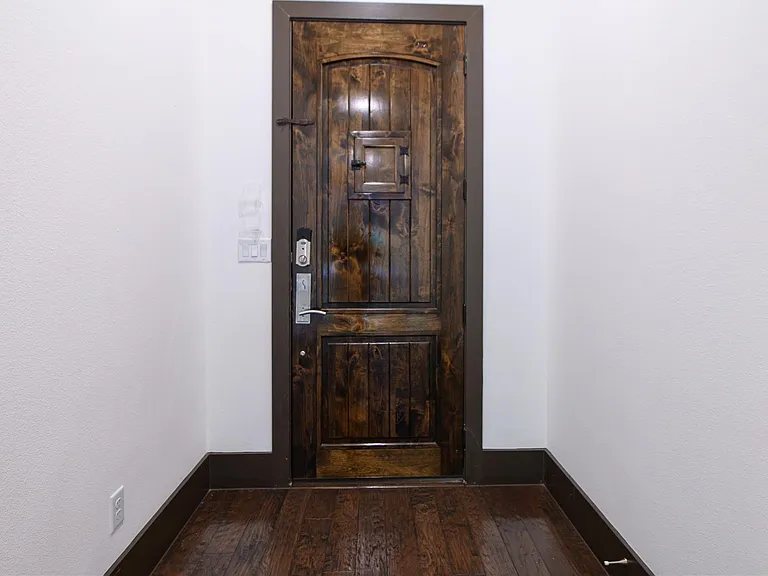 30 Freestone Stream Pl — Photo 43