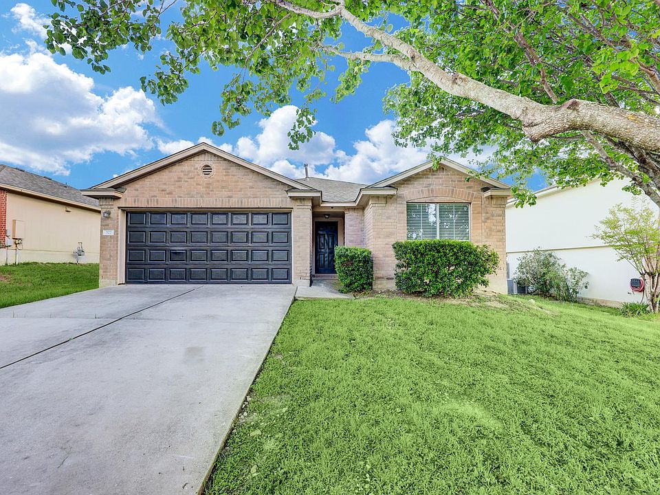 1st image of 327 Covent Dr