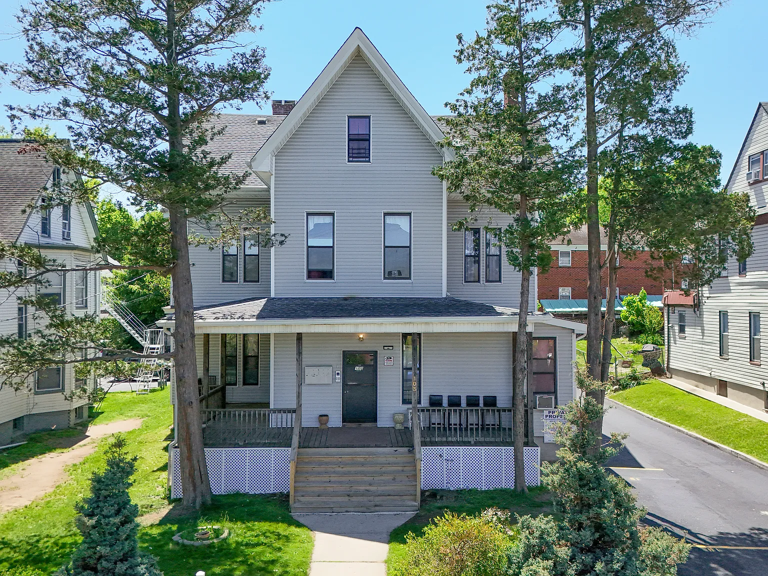 1 bed, $1,700 — Photo 1