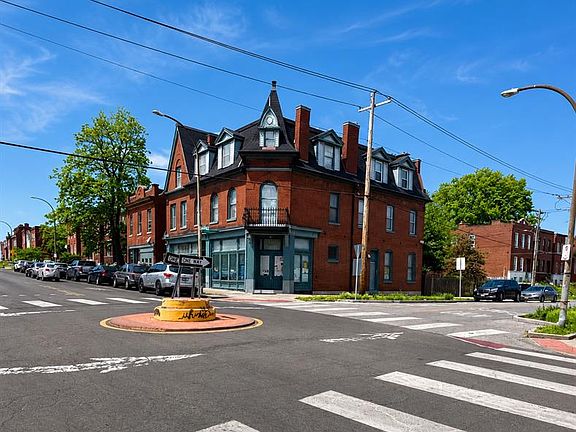 2nd image of 3401 Chippewa St