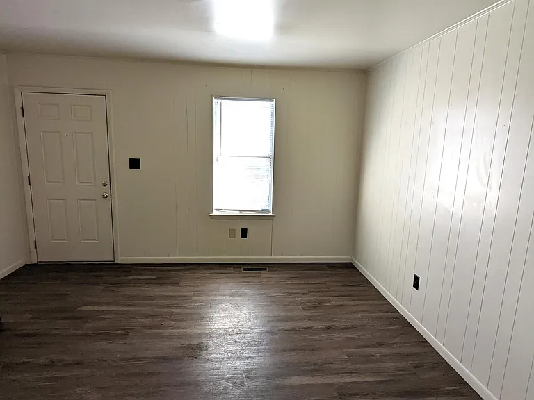 410 Liberty St — Photo 19