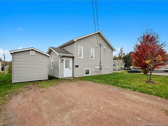 2nd image of 155 Du Moulin St