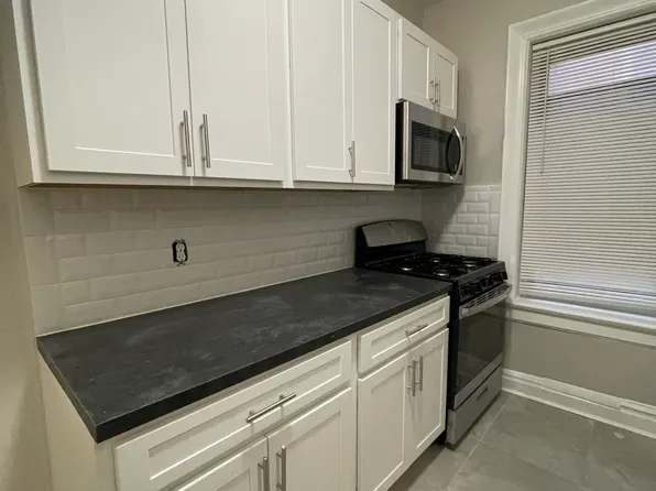 125-127 Corbin Ave #102, Jersey City, NJ 07306