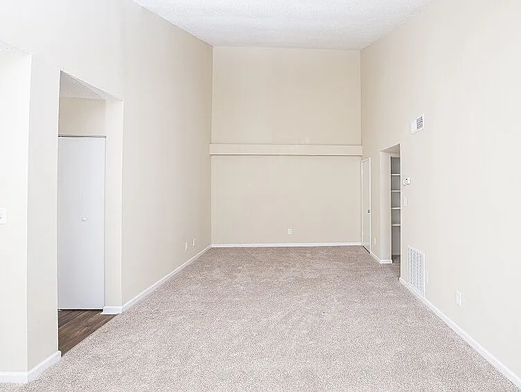 260 Northern Ave — Photo 17