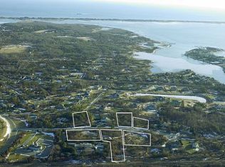 21 Nicholas Ct, Southampton, NY 11968