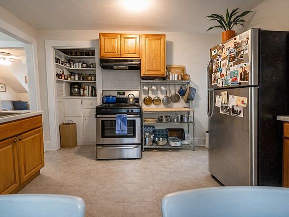 5th image of 10 Oakview Ter #3