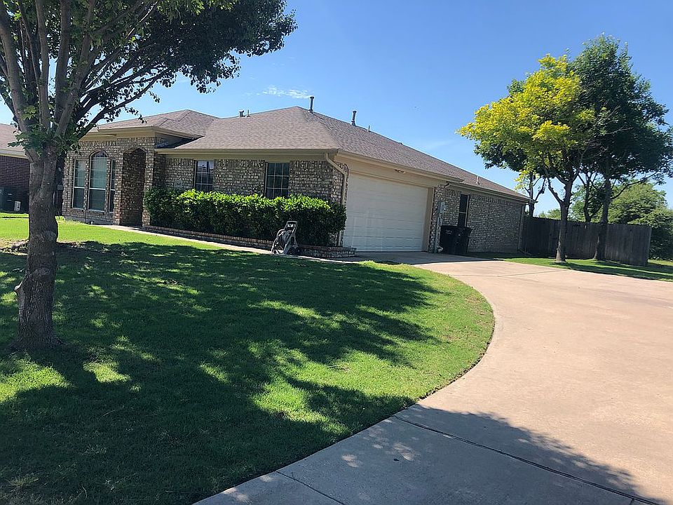 1st image of 2645 Ensenada Ln