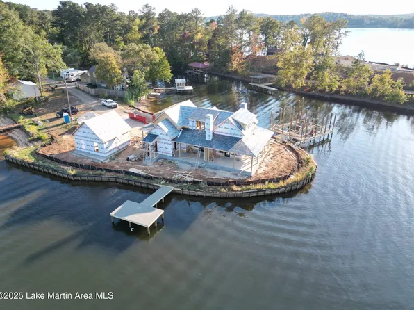 300 Tahiti Trl, Dadeville, AL 36853