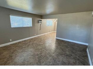 216 E San Joaquin St, Fresno, CA 93706