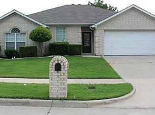 323 Mesquite Hill Dr, Arlington, TX 76002