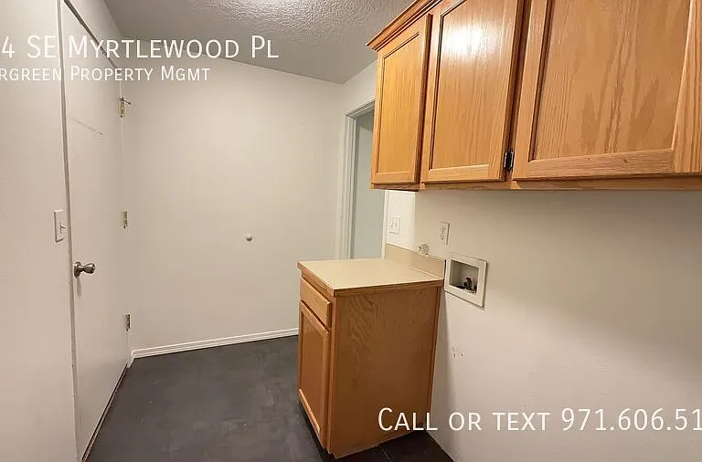 664 SE Myrtlewood Pl — Photo 13