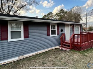 225 N West Ave, Blackstone, VA 23824