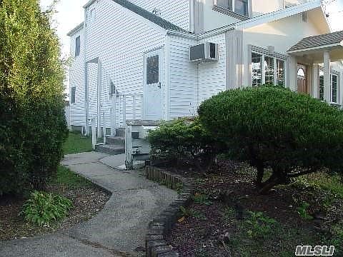 1st image of 42 White Oak St