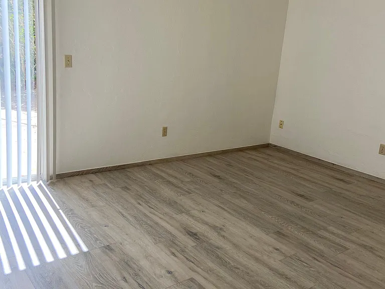 304 Watson St #C — Photo 2
