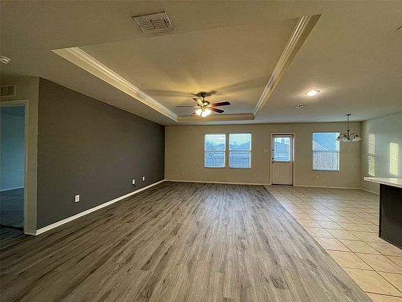 3rd image of 5817 Mountain Bluff Dr