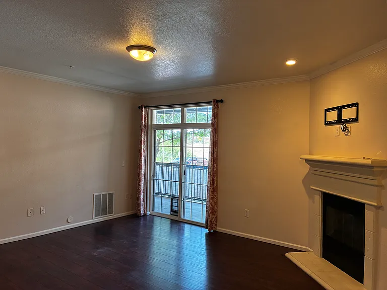 3875 S Dayton St #102 — Photo 4