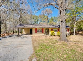 622 Houston Valley Rd, Tunnel Hill, GA 30755