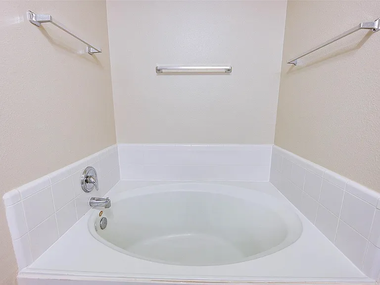 21611 Country Club Green Way — Photo 31