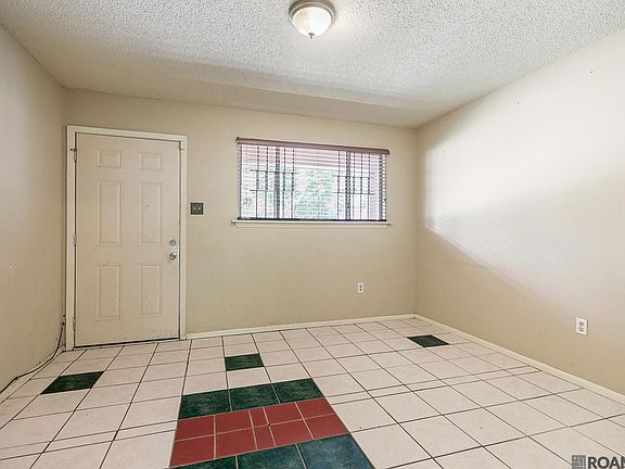 2nd image of 4002 Accardo St