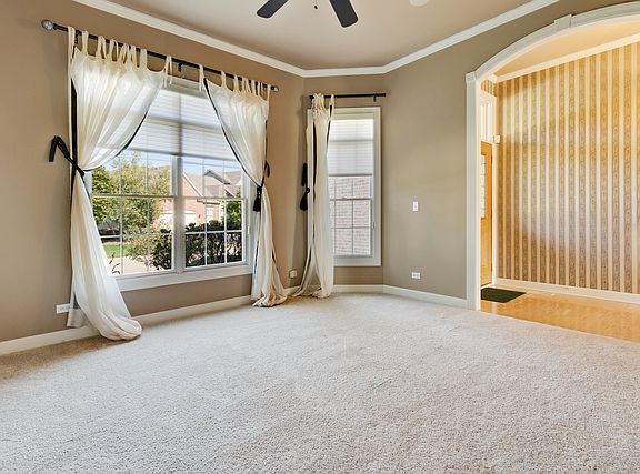 3rd image of 4715 Coyote Lakes Cir