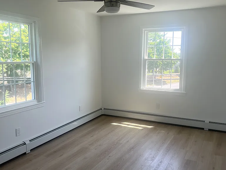 Primary bedroom - 11 x 14