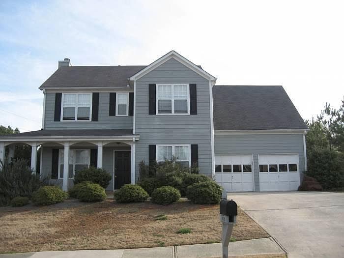 1st image of 406 Silverthorn Dr NW