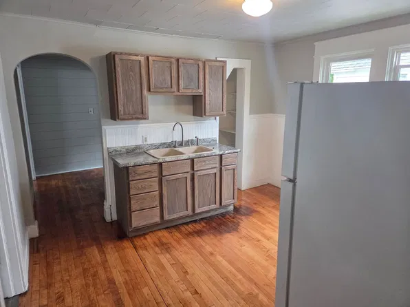 Chestnut 811, 811 N Chestnut Ave, Green Bay, WI 54303