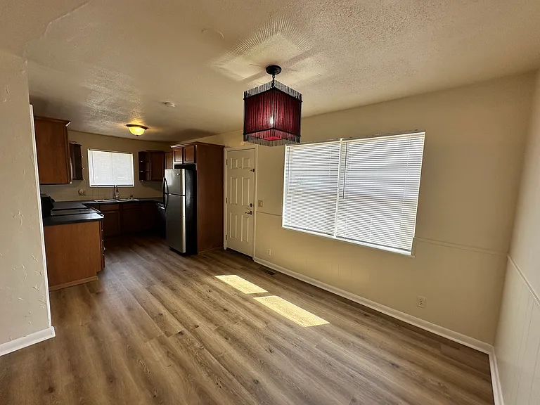 5028 N Linn Ave — Photo 6