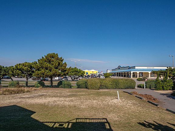 5th image of 792 W Meeting St Lot 15