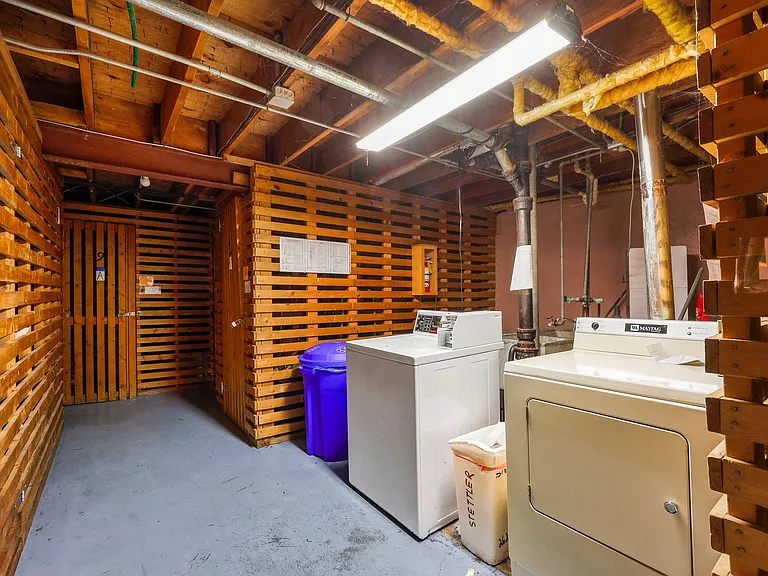 1143 W Carriage Dr #11 — Photo 11