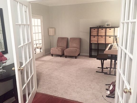 3rd image of 4009 Union Walk Cir SE