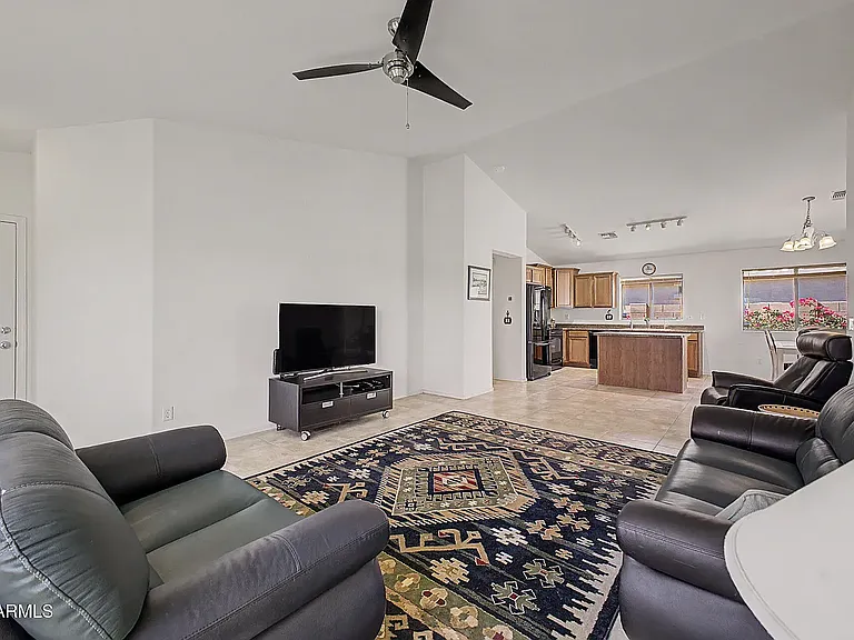 1509 S 237th Ln — Photo 5