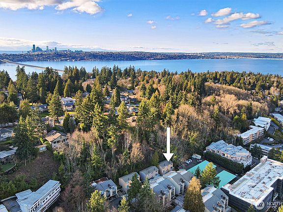 3rd image of 2941 76th Avenue SE #5A