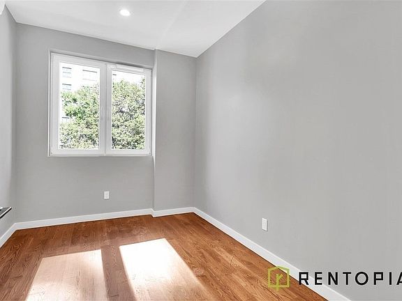 5th image of 842 Flushing Ave #334