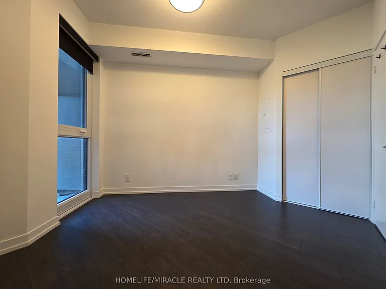 2020 Bathurst St #341 — Photo 9