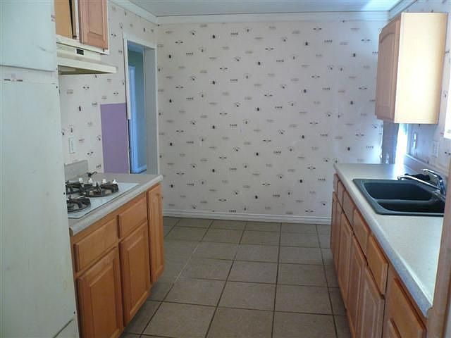 2nd image of 1144 Stovall Ave