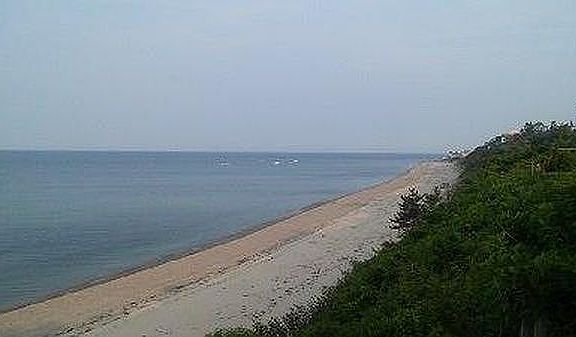 Just steps to the beach