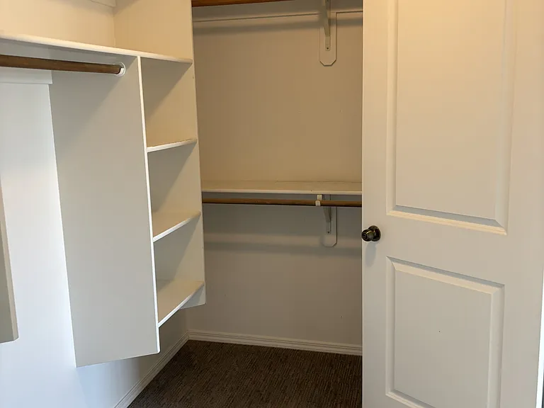 2075 Mary Dr — Photo 25