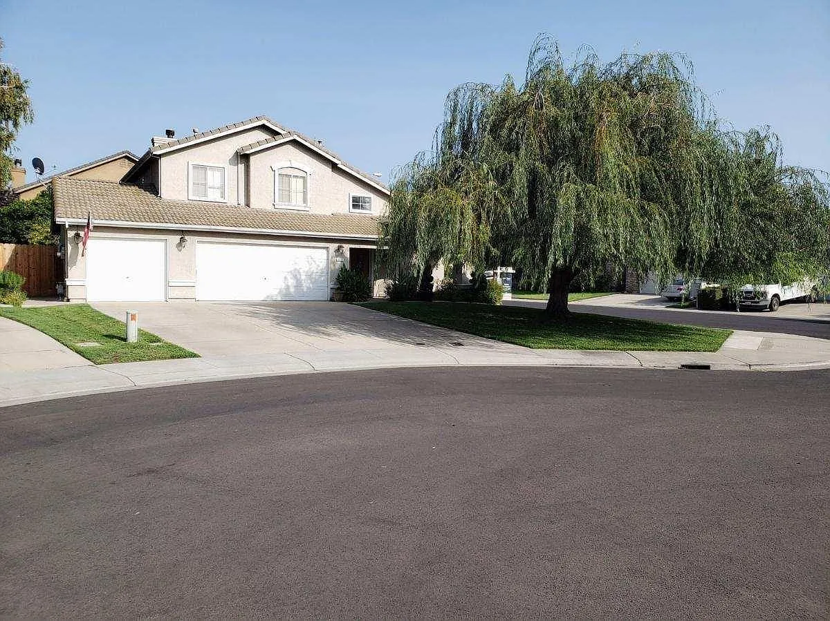 10107 River Park Cir photo 1
