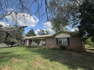 735 Hickory Dr, Pulaski, TN 38478