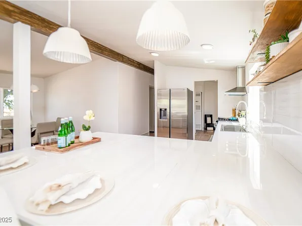 5822 E Carey Ave, Las Vegas, NV 89156